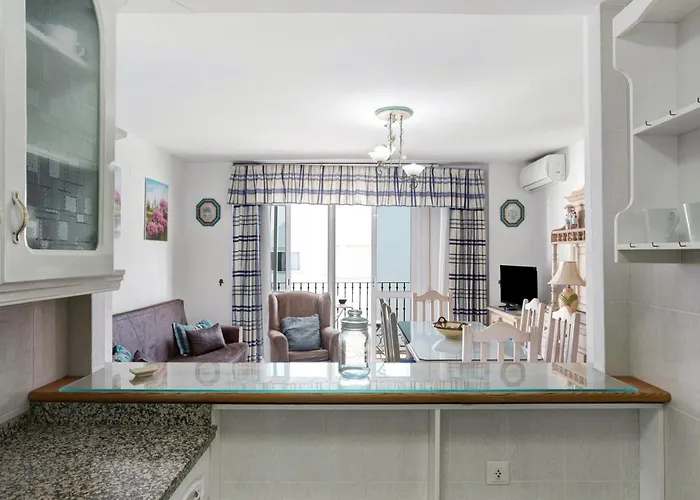 Mercedes アパート コニル・デ・ラ・フロンテラ